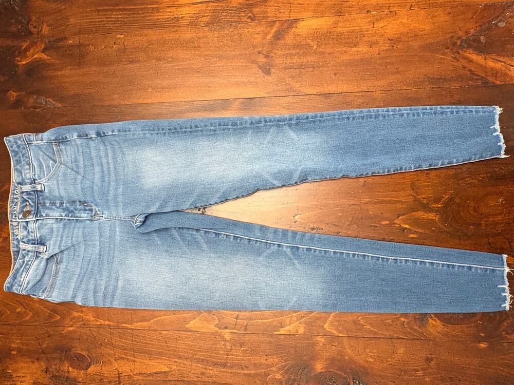 American Eagle Dream Jean High Rise Jegging Size 2 Regular Raw Hem